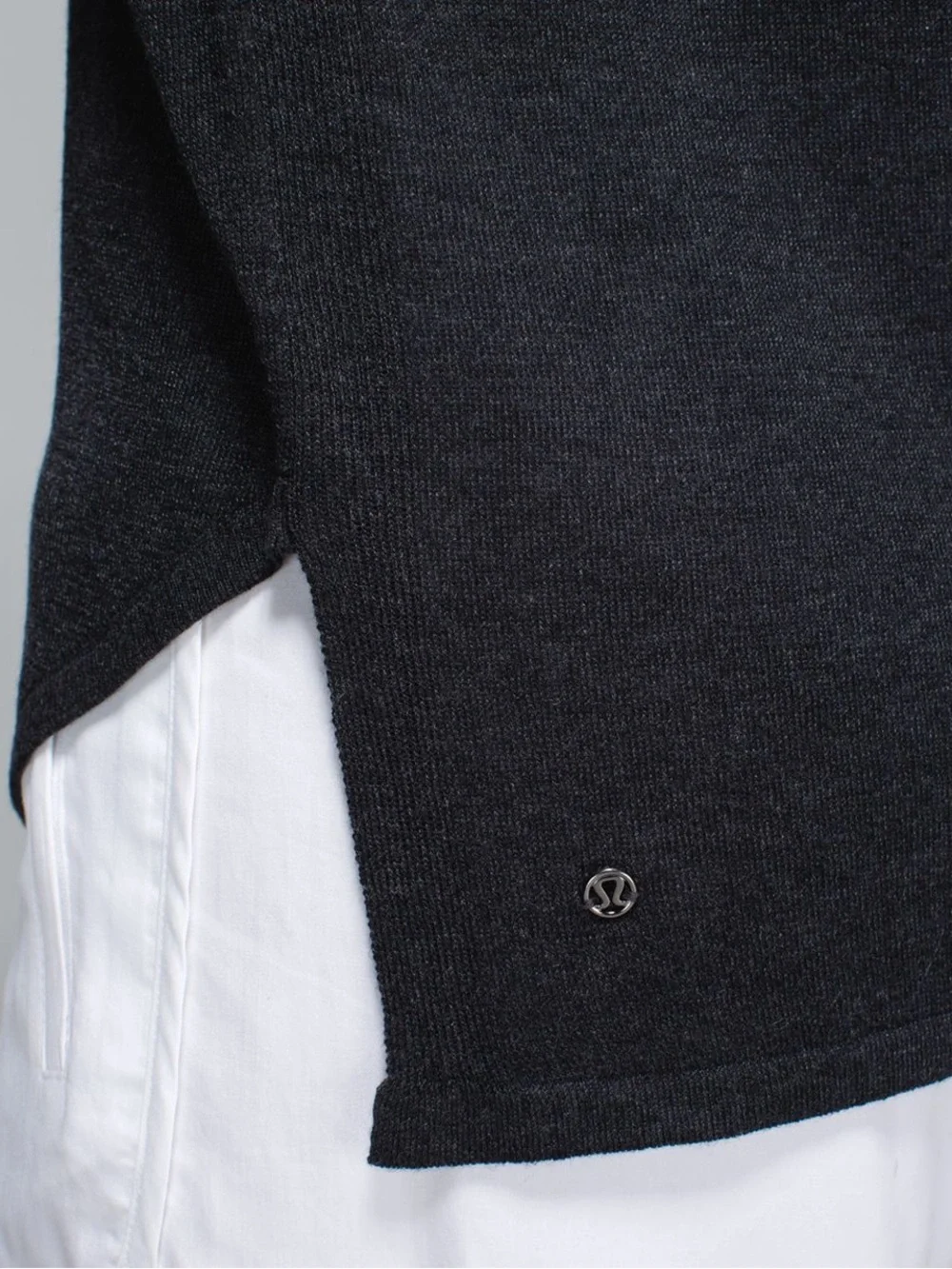 Lululemon Heathered Black Daya Knit Tee size M/L